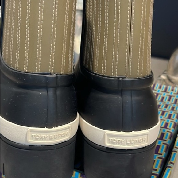 Tory Burch Hurricane Boot - Picture 6 of 7